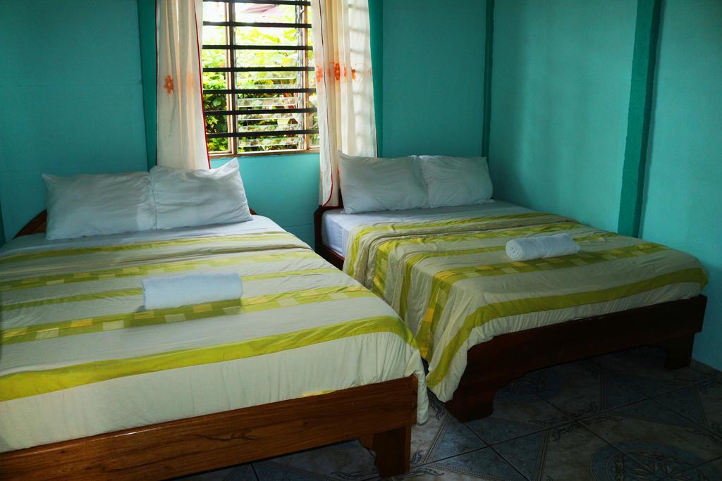 Hotel Las Flores Fortuna La Fortuna Buitenkant foto