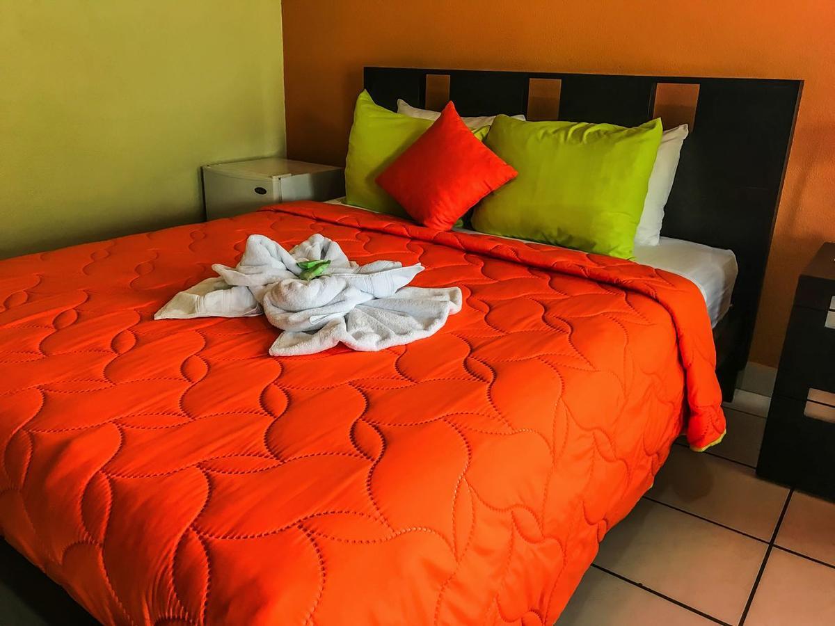 Hotel Las Flores Fortuna La Fortuna Buitenkant foto