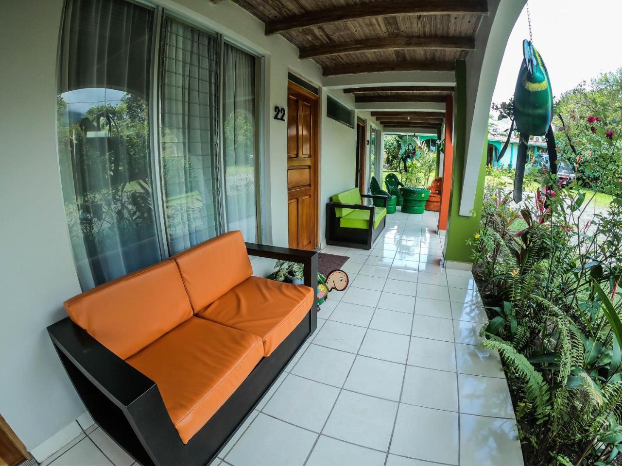 Hotel Las Flores Fortuna La Fortuna Buitenkant foto